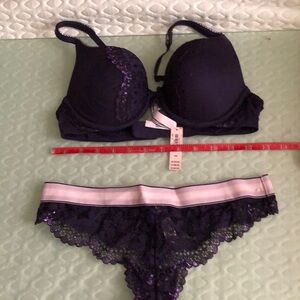Victoria’s Secret Bra Set
